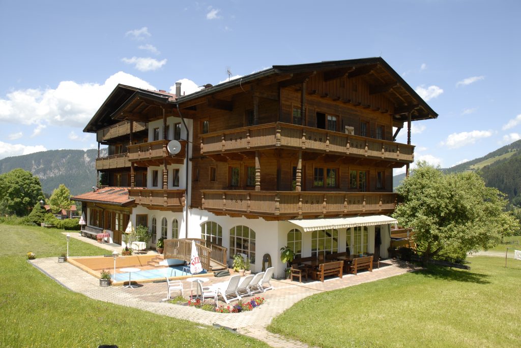 Foto Hotel im Sommer