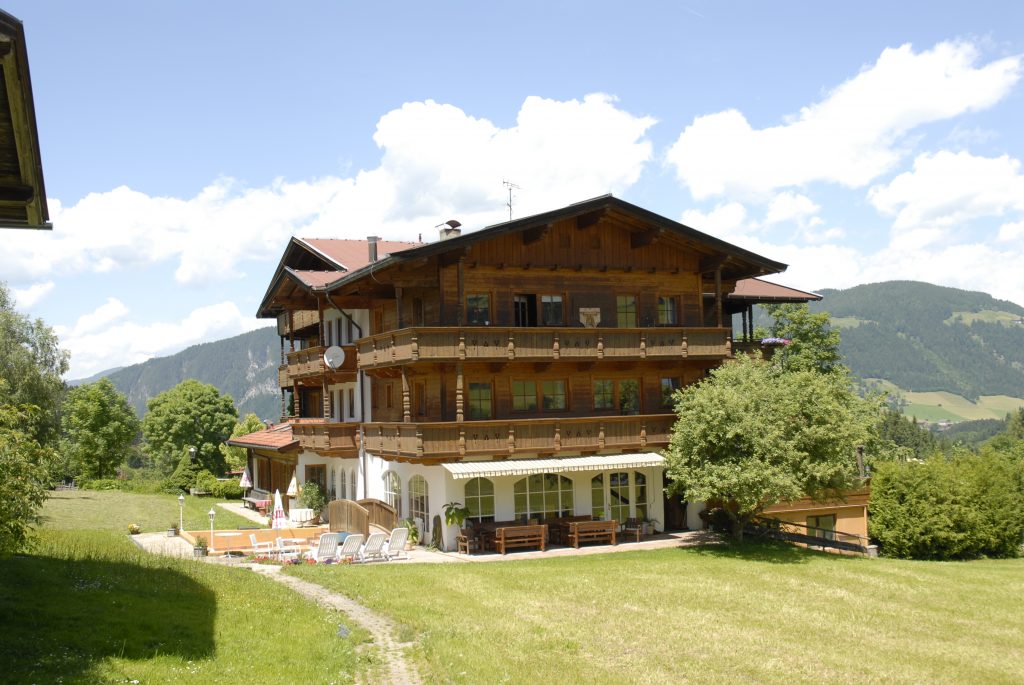 Foto von der Pension im Sommer